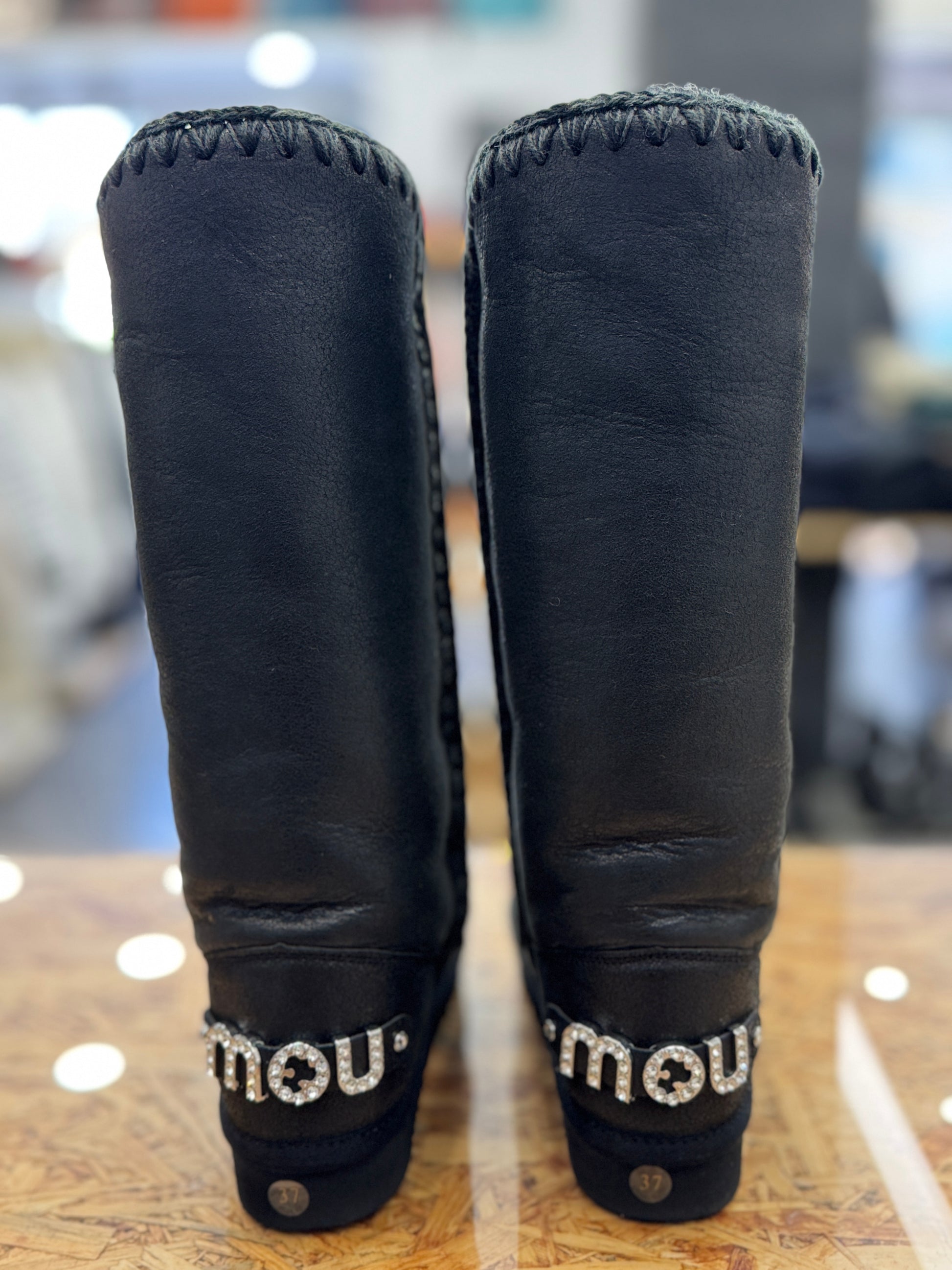 Eskimo 40 Rhinestones Logo Strass in Rilievo