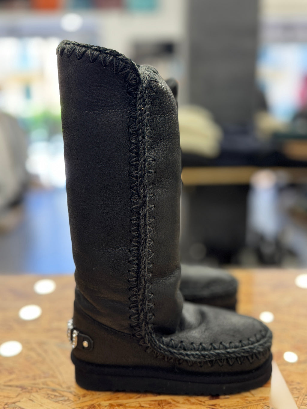 Eskimo 40 Rhinestones Logo Strass in Rilievo