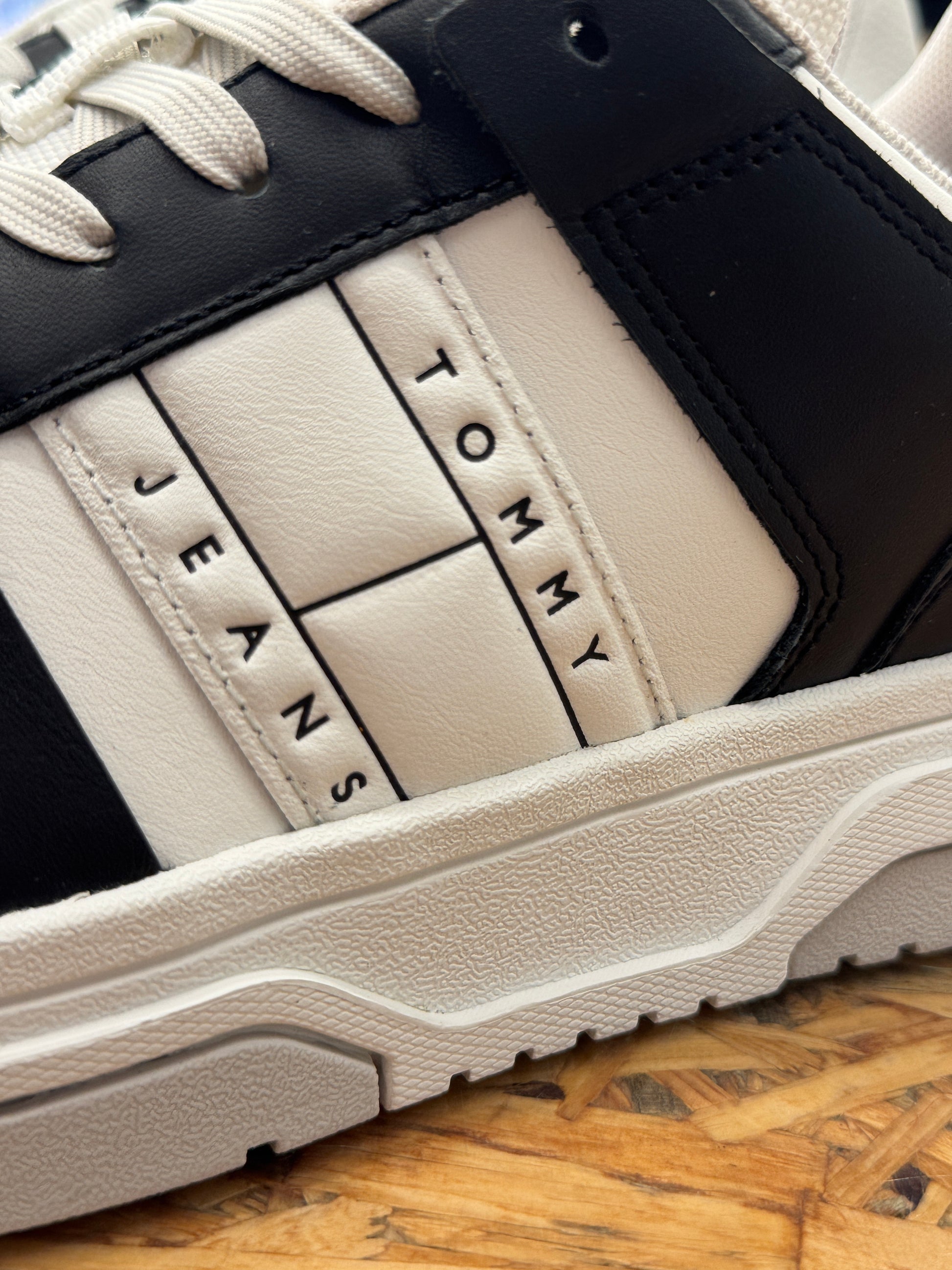 Tommy Jeans
The Brooklyn Leather