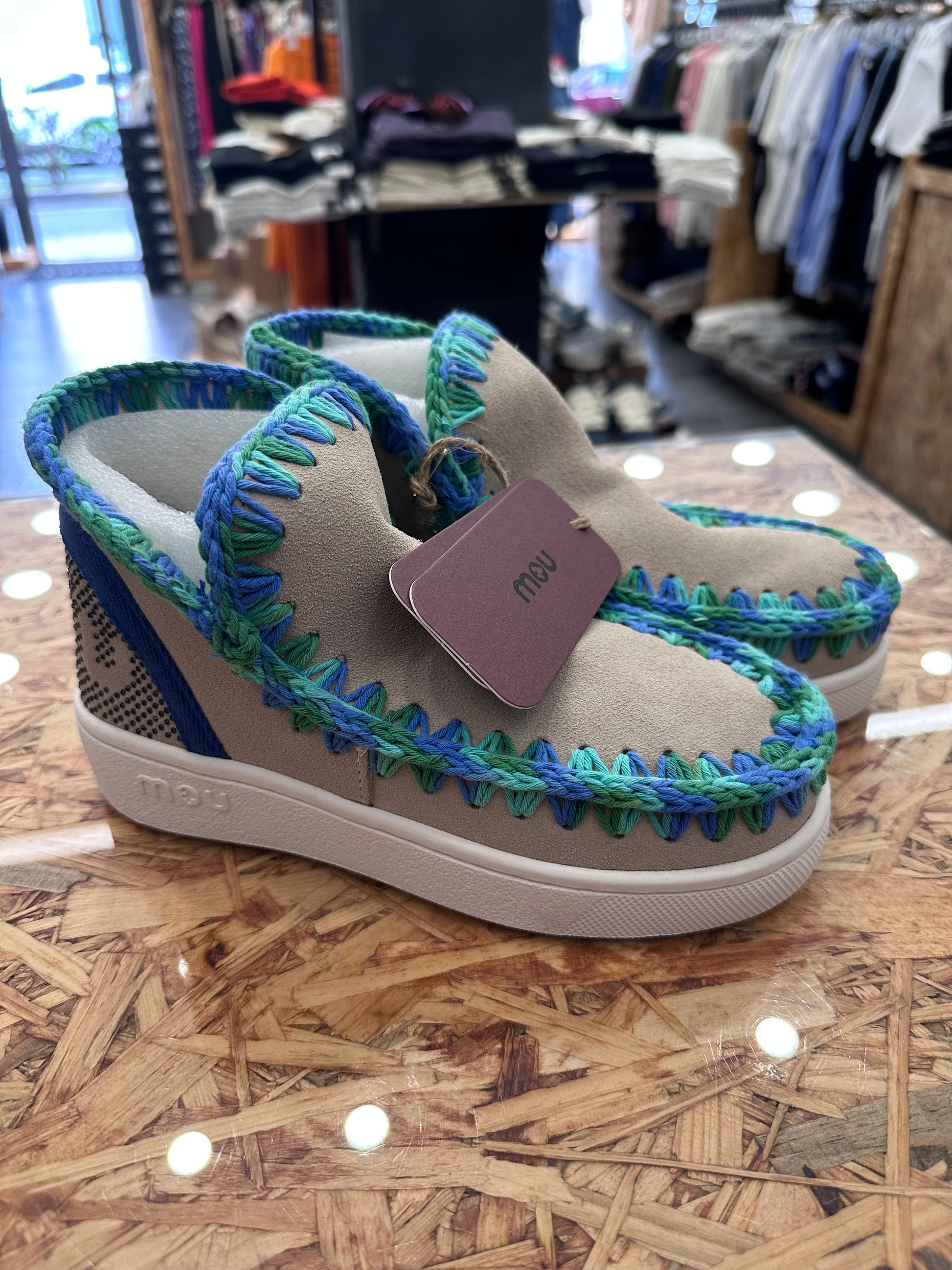 Mou Summer Eskimo Sneaker Perforated Logo Donna