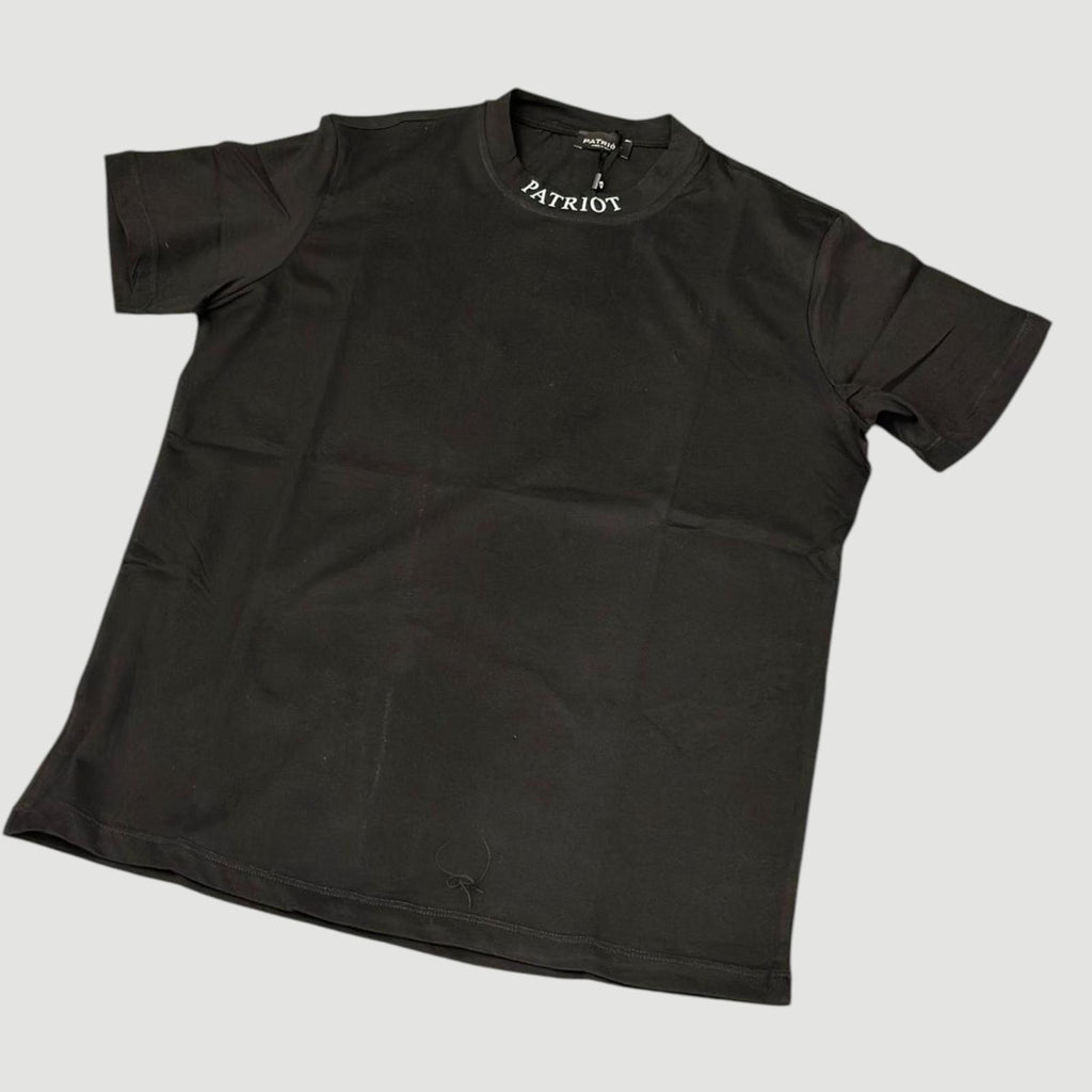 PATRIOT T-SHIRT CON LOGO FRONTALE E STAMPA POSTERIORE