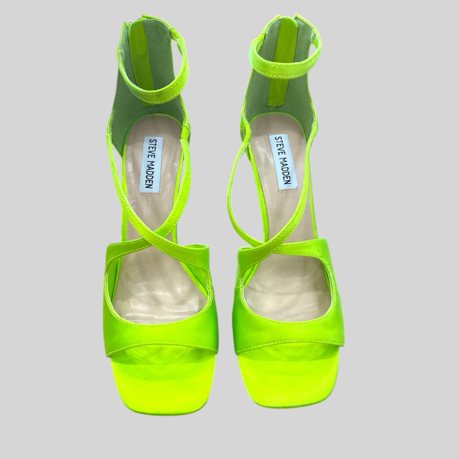 STEVE MADDEN SANDALO RECLAIMED LIME SATIN